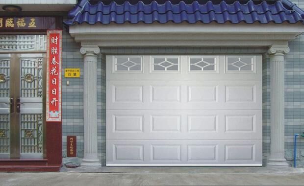 翻板車庫(kù)門(mén)
